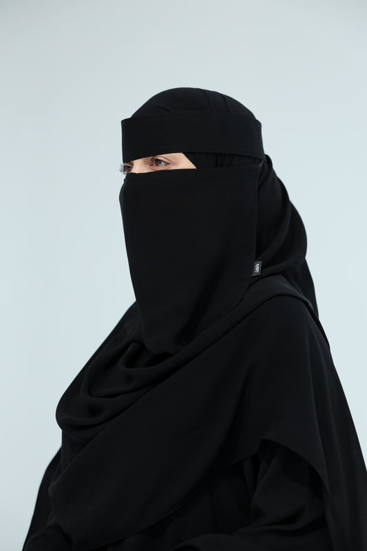 Niqab Mokawa